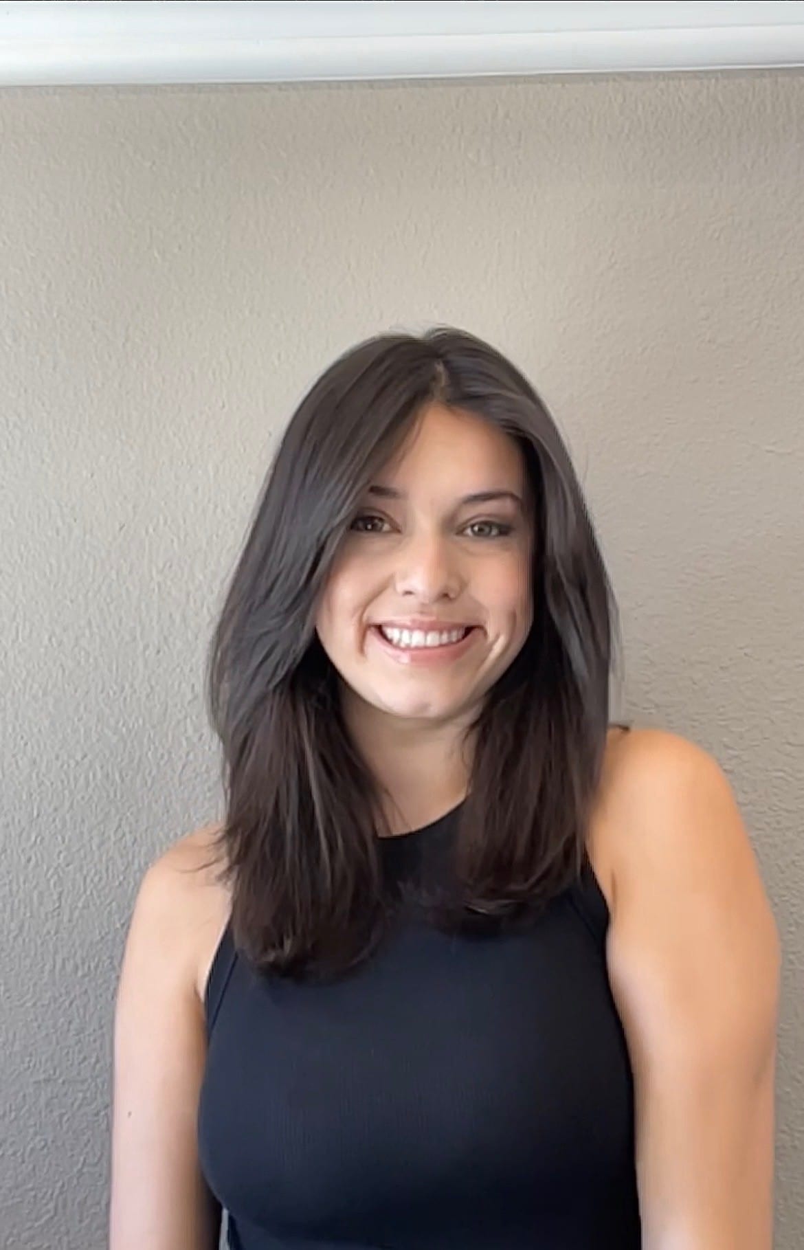 Kayla, stylist at Pariz Salon
